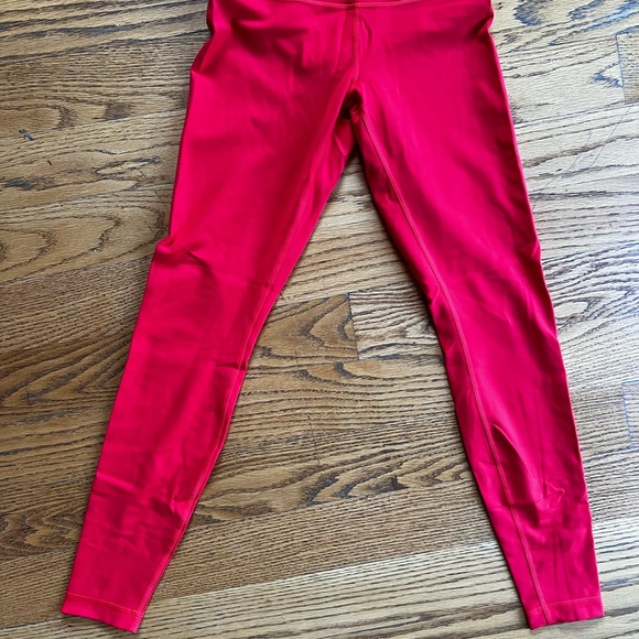 Lululemon Wunder Train Contour Fit High Rise 28” Sz 8 HOT HEAT bright red - Picture 2 of 4